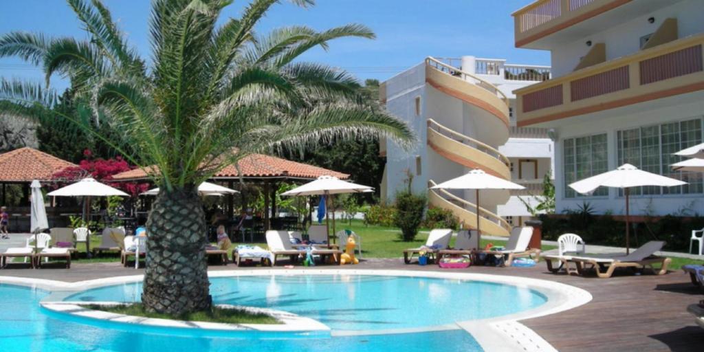 Alfa Hotel Колимбия Стая снимка