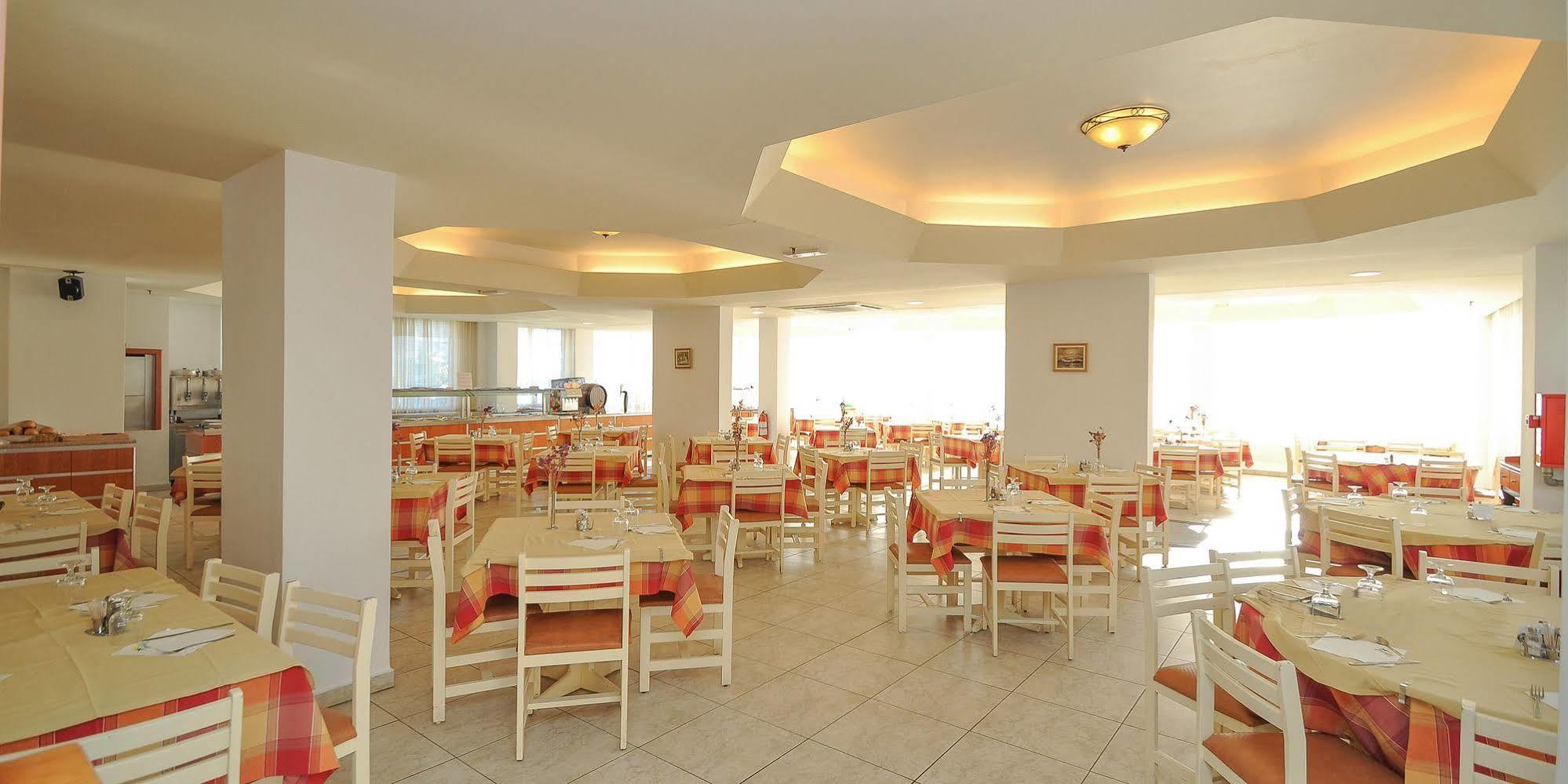 Alfa Hotel Колимбия Екстериор снимка