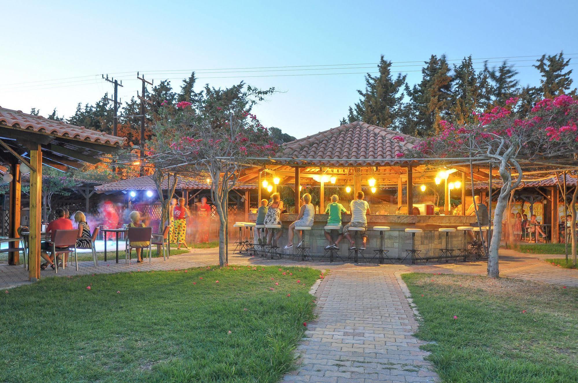 Alfa Hotel Колимбия Екстериор снимка