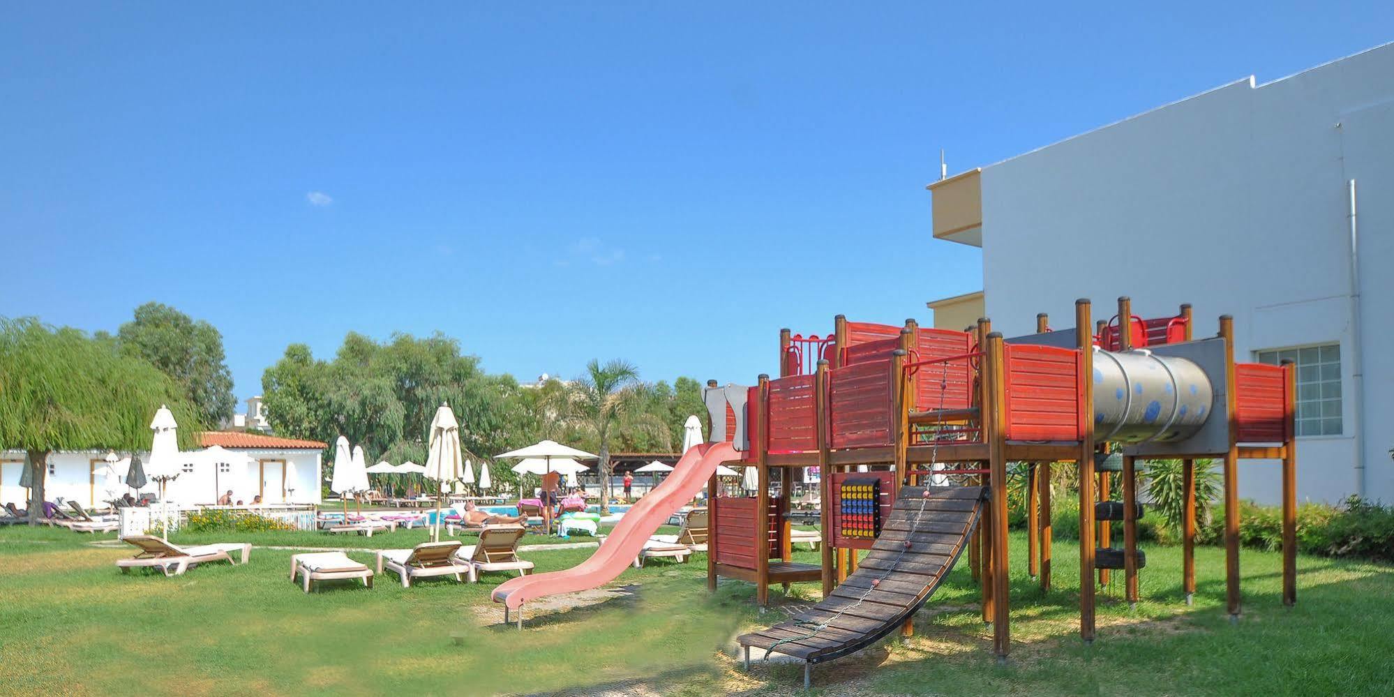 Alfa Hotel Колимбия Екстериор снимка
